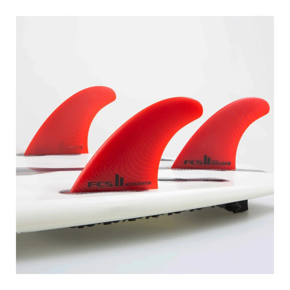 Ailerons SURF FCS II Accelerator Neo Glass Large Rouge Set De 3 2 Ailerons SURF FCS II Accelerator Neo Glass Large Rouge Set De 3 – Image 2